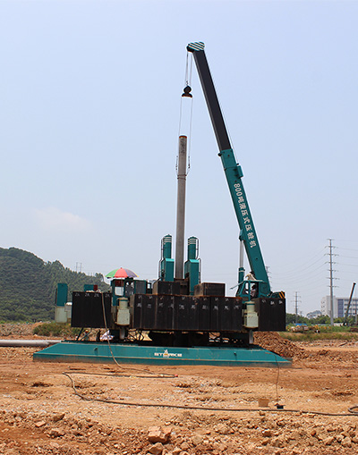 靜壓樁機(jī) （共16臺）